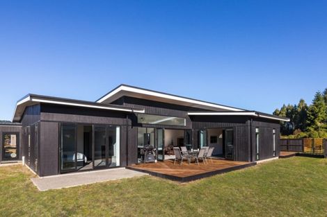 Photo of property in 24/500 Kinloch Road, Kinloch, Taupo, 3377