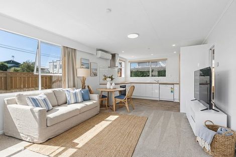 Photo of property in 29 Hine Street, New Plymouth, 4310