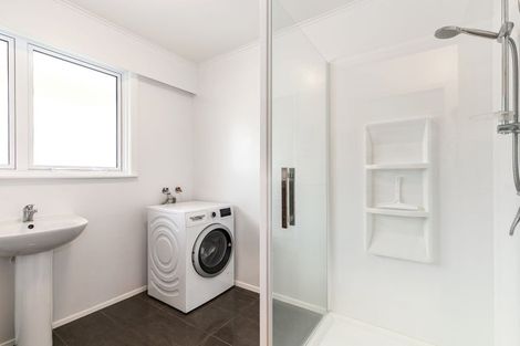 Photo of property in 8/238 Muritai Road, Eastbourne, Lower Hutt, 5013