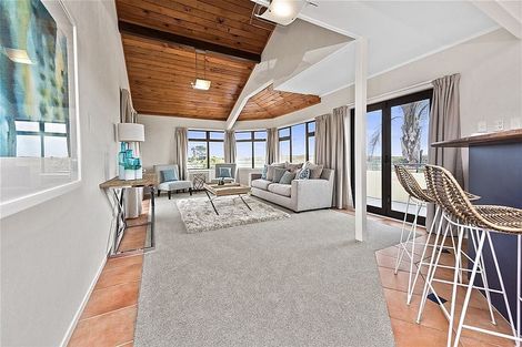 Photo of property in 368 Papamoa Beach Road, Papamoa Beach, Papamoa, 3118