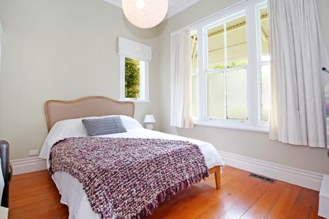 Photo of property in 14 Abbotsford Terrace, Devonport, Auckland, 0624