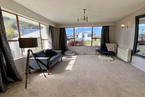 Photo of property in 33 Kildare Drive, Waikiwi, Invercargill, 9810