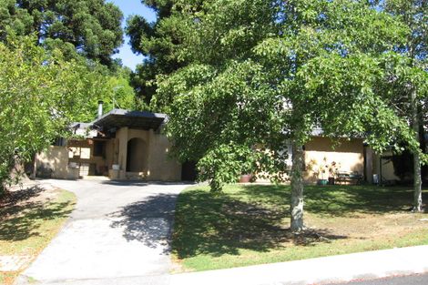 Photo of property in 4 Saddleback Rise, Murrays Bay, Auckland, 0630