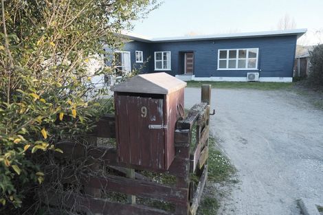 Photo of property in 9 Rangatira Road, Te Karaka, 4022