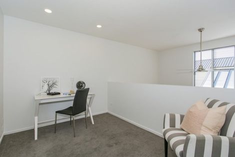 Photo of property in 2/64 Holly Road, St Albans, Christchurch, 8014