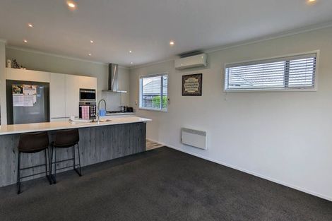 Photo of property in 12 Aro Mato Place, Huapai, Kumeu, 0810