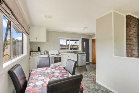 Photo of property in 9 Tawake Place, Waitara, 4320