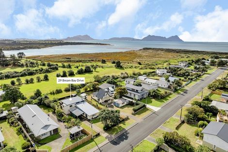 Photo of property in 29 Bream Bay Drive, Ruakaka, 0116