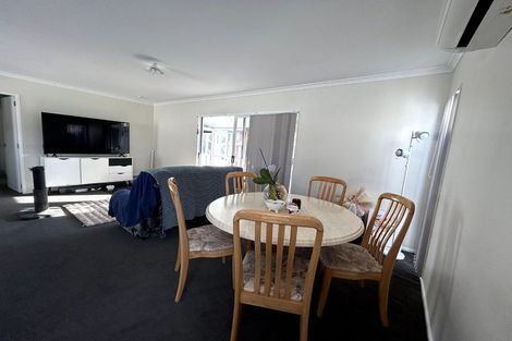 Photo of property in 2/21 Gloucester Road, Manurewa, Auckland, 2102