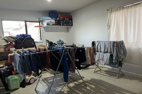 Photo of property in 1 Glengarry Road, Glen Eden, Auckland, 0602