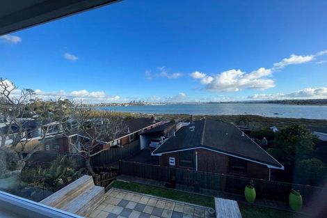 Photo of property in 1/34 Walter Street, Hauraki, Auckland, 0622