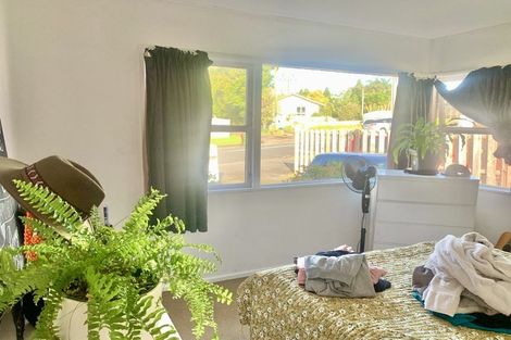 Photo of property in 108 Tirimoana Road, Te Atatu South, Auckland, 0602