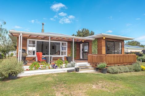 Photo of property in 25 Fookes Street, Waverley, 4510