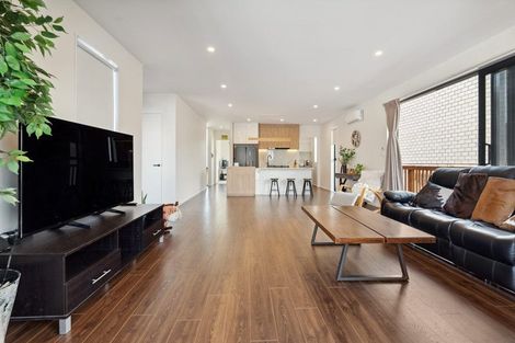 Photo of property in 46 Celestial Crescent, Orewa, 0931