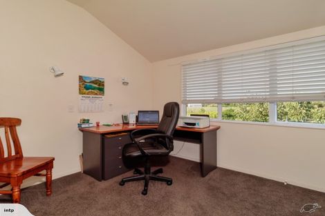 Photo of property in 495 Lawn Road, Clive, Hastings, 4180