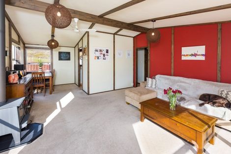 Photo of property in 11 Cornwall Street, Picton, 7220