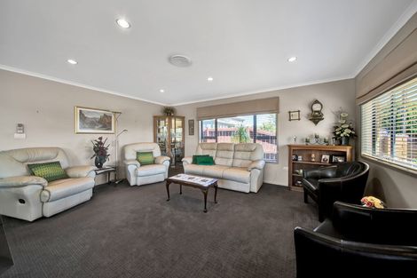 Photo of property in 14 Milmoe Street, Hawera, 4610