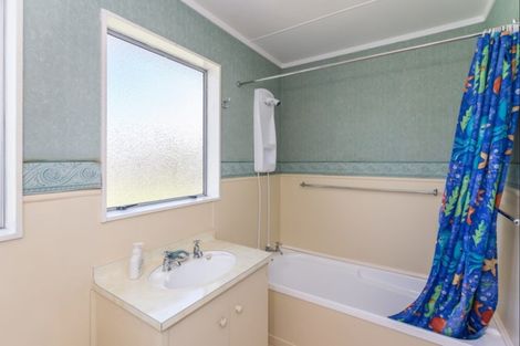 Photo of property in 1 Strathmore Avenue, Levin, 5510