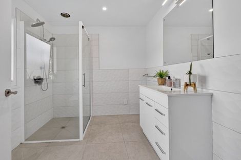 Photo of property in 31 Mccaughan Road, Kerikeri, 0294