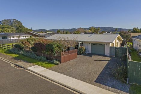 Photo of property in 77 Catherine Crescent, Whitianga, 3510
