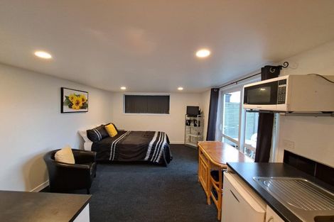 Photo of property in 8 Walmer Grove, Bell Block, New Plymouth, 4312