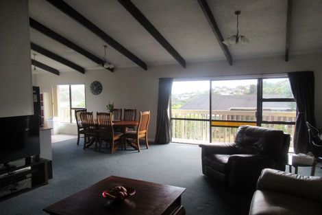 Photo of property in 14 Kinloch Place, Papakowhai, Porirua, 5024