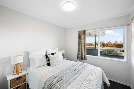 Photo of property in 17 Pygmalion Place, Dinsdale, Hamilton, 3204