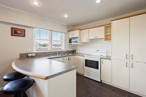 Photo of property in 17 Filmer Place, Melville, Hamilton, 3206