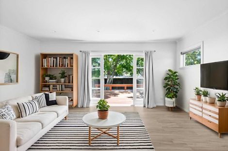 Photo of property in 3 Goddard Lane, Havelock North, 4130