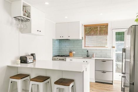 Photo of property in 1/34 Drome View Place, Beach Haven, Auckland, 0626
