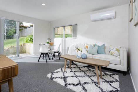 Photo of property in 1 Phillipa Place, Browns Bay, Auckland, 0630