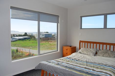 Photo of property in 10 Cornwall Way, Mangawhai Heads, Mangawhai, 0505