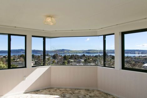 Photo of property in 11 Kempton Place, Richmond Heights, Taupo, 3330