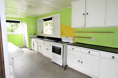 Photo of property in 31 Brougham Street, Westport, 7825