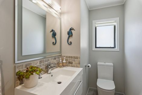 Photo of property in 7b Wood Leigh, Paraparaumu Beach, Paraparaumu, 5032