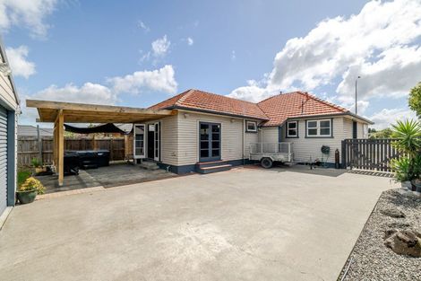 Photo of property in 84 Vogel Street, Roslyn, Palmerston North, 4414