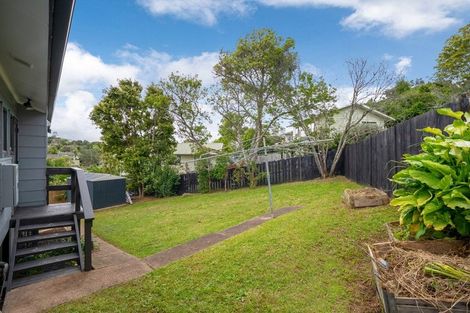 Photo of property in 10 Eagleson Street, Northcross, Auckland, 0632
