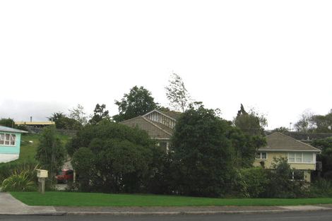 Photo of property in 5 Woodglen Road, Glen Eden, Auckland, 0602