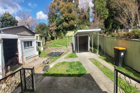 Photo of property in 6 Moheke Avenue, Roslyn, Palmerston North, 4414