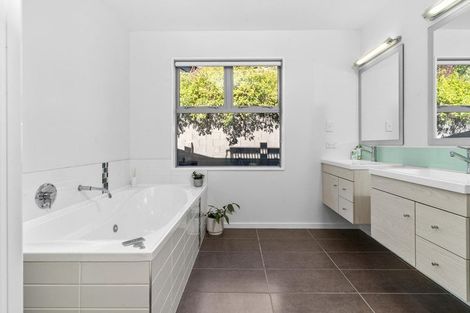 Photo of property in 8 Quarry Hill Terrace, Kennedys Bush, Christchurch, 8025