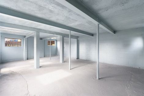 Photo of property in 28 Woodford Avenue, Brookfield, Tauranga, 3110