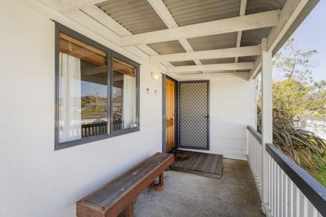 Photo of property in 5 Cholmondeley Crescent, Whitianga, 3510