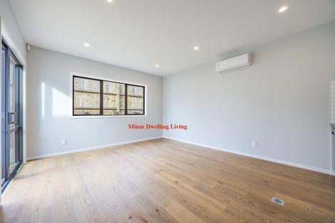 Photo of property in 13 Mcindoe Road, Kumeu, 0810