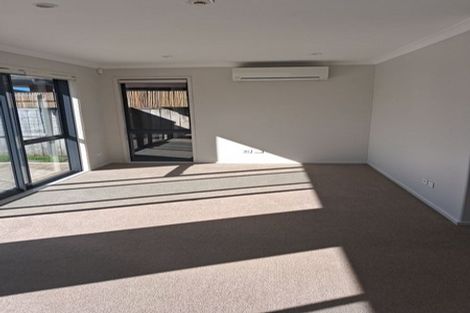 Photo of property in 11 Leebank Crescent, Riverhead, 0820