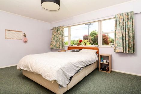 Photo of property in 1 Panair Crescent, Hillcrest, Hamilton, 3216