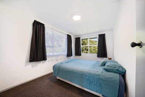 Photo of property in 33 Waihemo Street, Waitangirua, Porirua, 5024