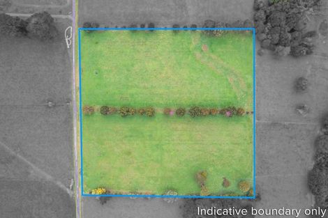 Photo of property in 1015b Beach Road, Torbay, Auckland, 0630