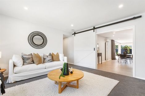 Photo of property in 112 Hamilton Avenue, Ilam, Christchurch, 8041