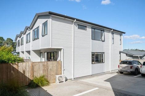 Photo of property in 421b Glenfield Road, Glenfield, Auckland, 0629