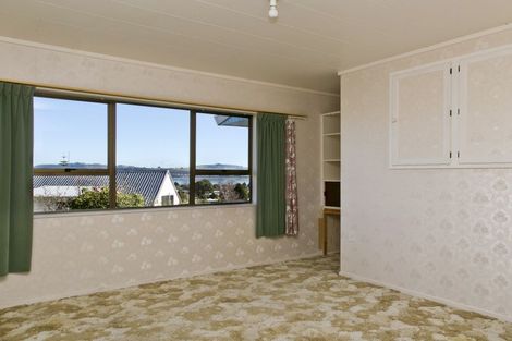Photo of property in 11 Kempton Place, Richmond Heights, Taupo, 3330